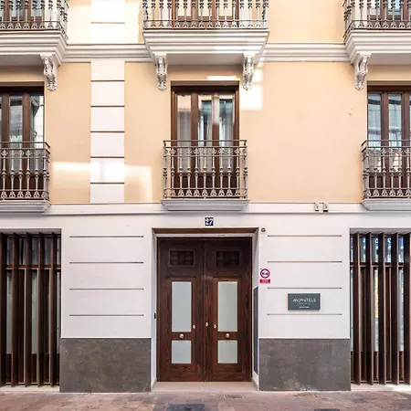 Apartment Moontels Plaza De Vannes *