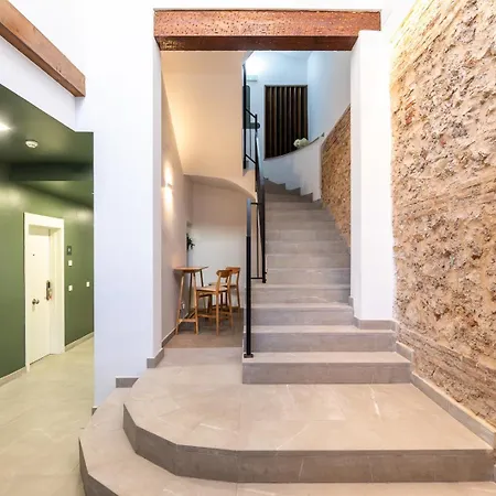 Apartment Moontels Plaza De Vannes *