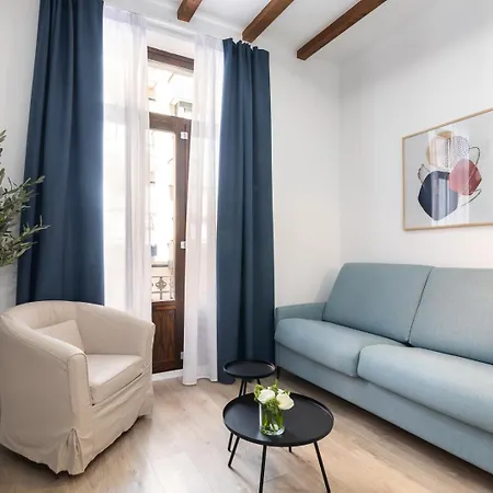 Apartment Moontels Plaza De Vannes *