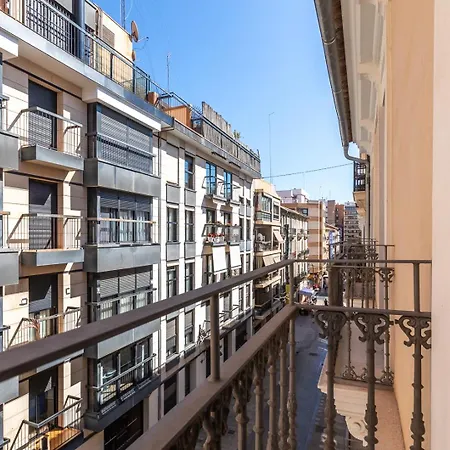Apartment Moontels Plaza De Vannes