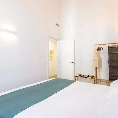 Apartment Moontels Plaza De Vannes