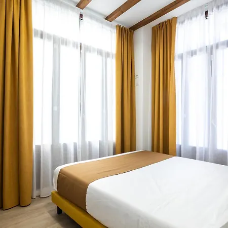 Moontels Plaza De Vannes Valencia