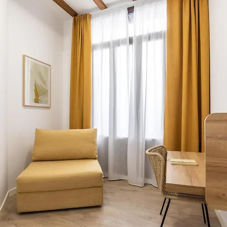 Apartment Moontels Plaza De Vannes *