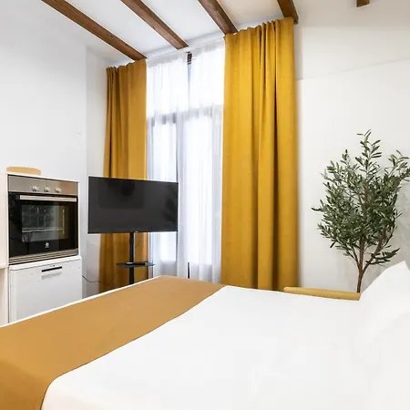 Apartment Moontels Plaza De Vannes *