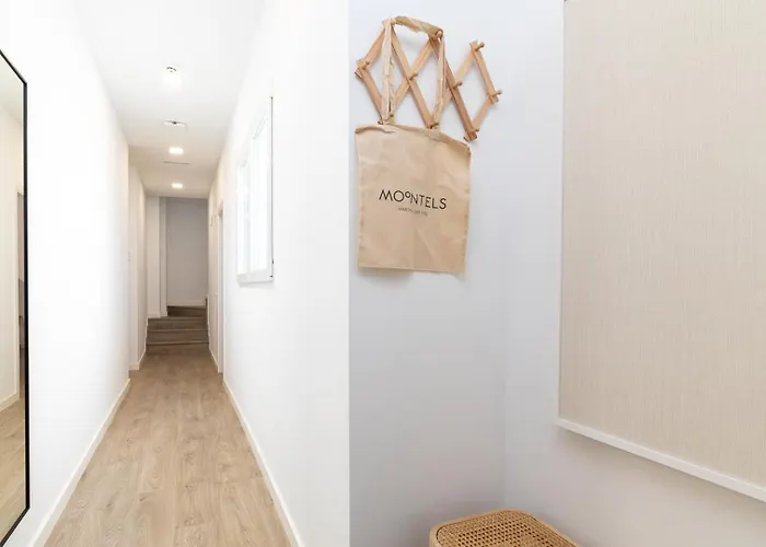 Moontels Plaza De Vannes